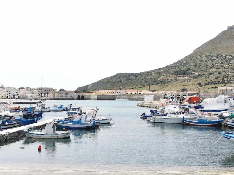 Mg Casa Vacanze Φαβινιάνα Εξωτερικό φωτογραφία